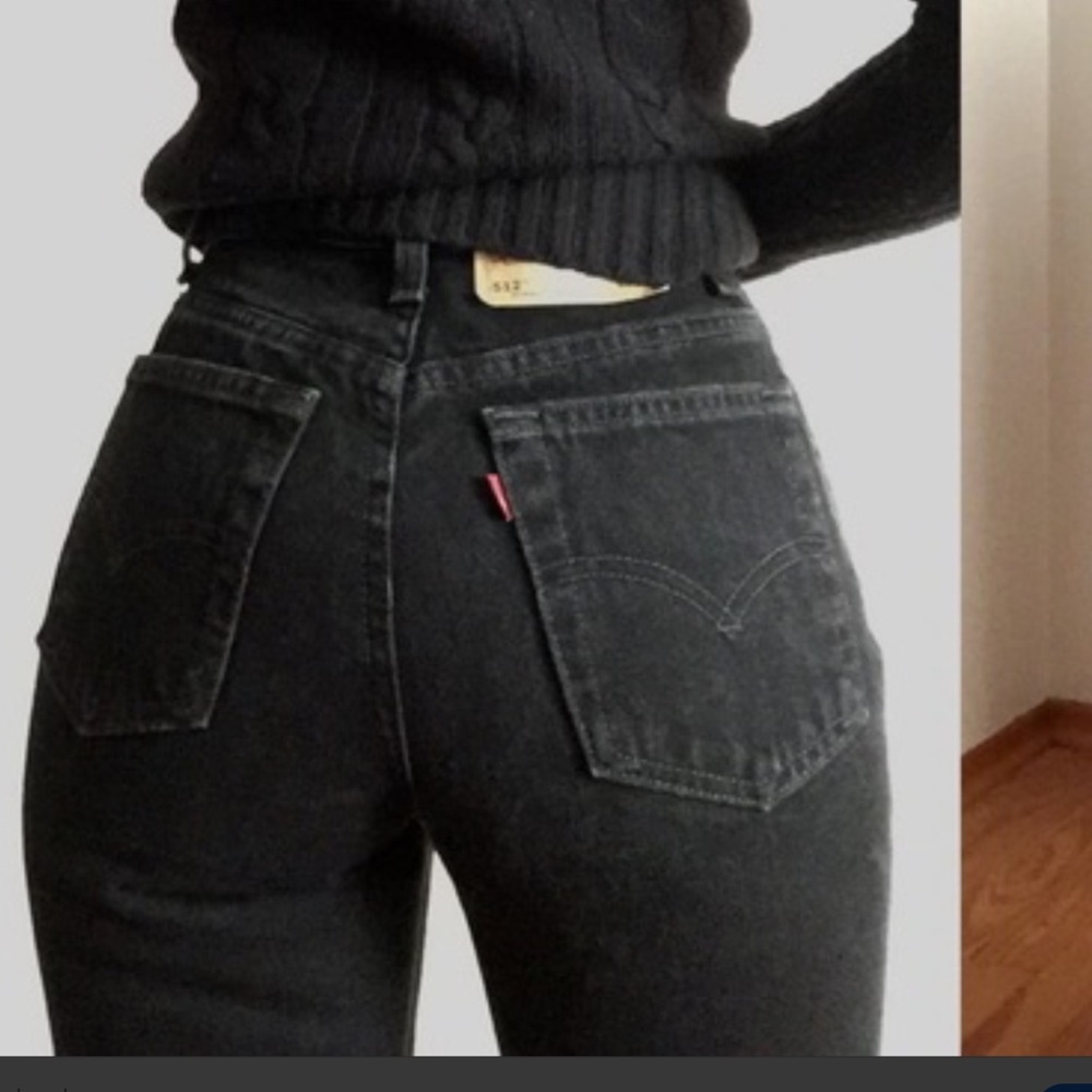 VINTAGE 90S LEVIS JEANS HIGH RISE TAPERED  28X30